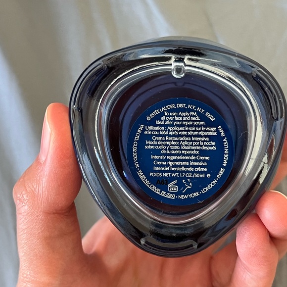 Estée Lauder Revitalizing Supreme+ Night Intense Restorative Crème - Picture 7 of 9